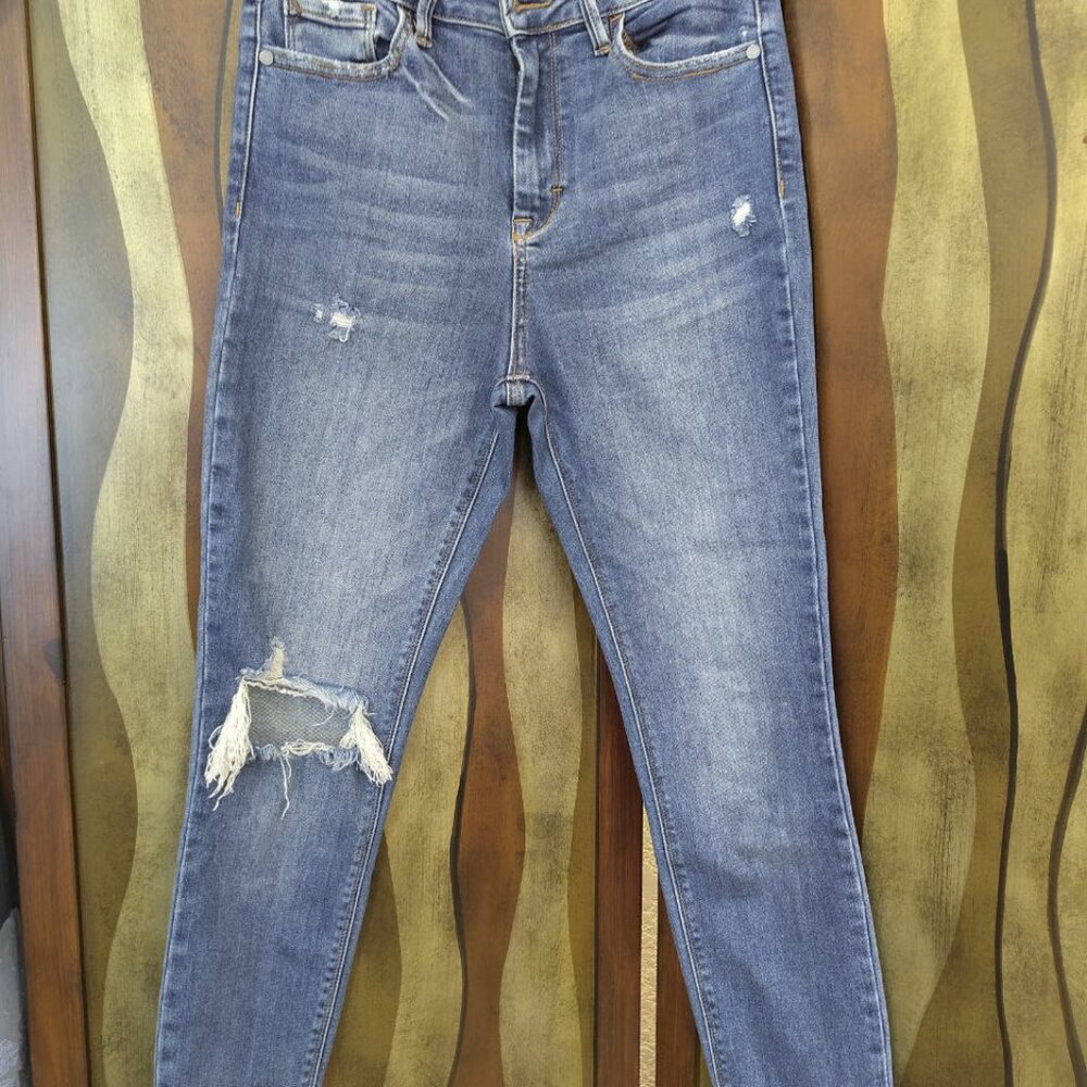 Hidden Skinny Jeans 27